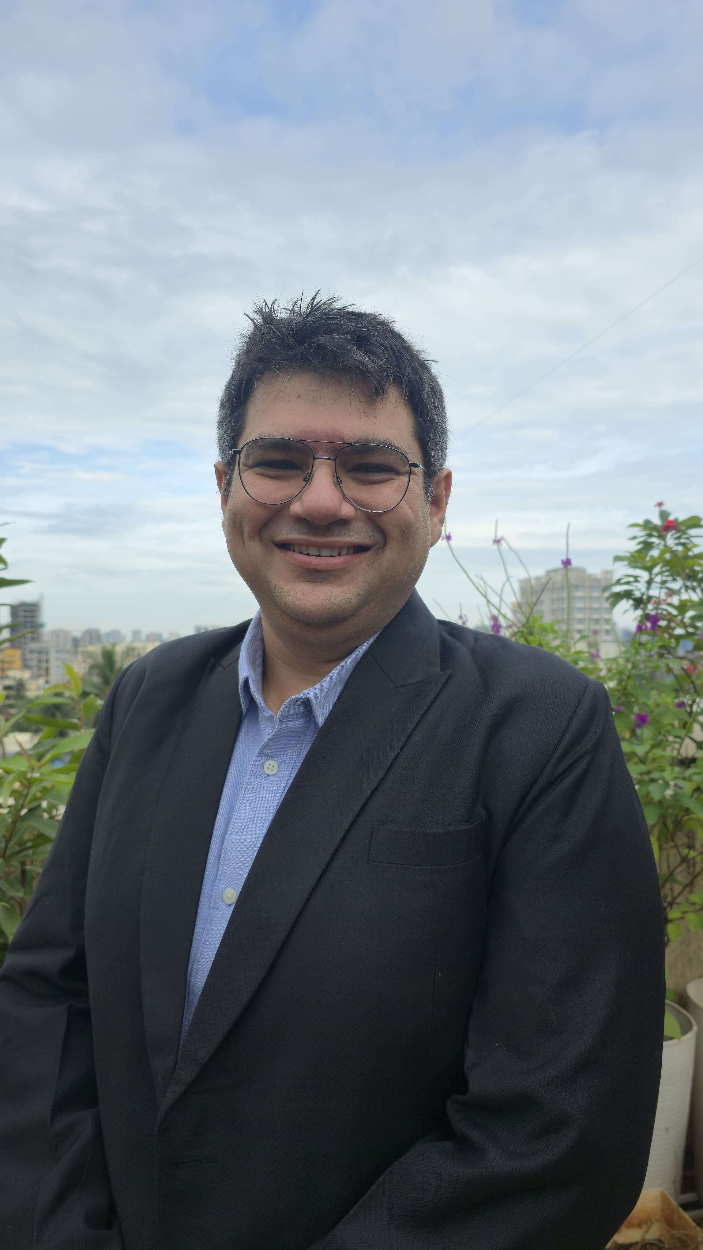 Dr. Alok Bhardwaj, oral surgeon